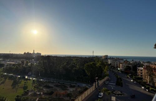 Al-Muntazah Apartment | شقة فاخرة ثلاث غرف فيو المنتزة و البحر مكيفة مع دخول الشاطئ مجانا