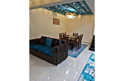 Al Manial Apartment | New Hotel Apartment Overlooking the Nile – Family Friendly