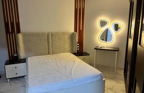 Al-Manasrah Apartment | Exclusive VIP Stay at Porto Said with Oceanfront Amenities