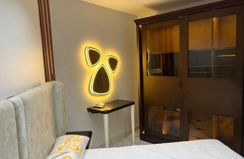 Al-Manasrah Apartment | Exclusive VIP Stay at Porto Said with Oceanfront Amenities