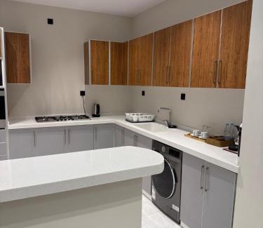 As Salamah Apartment | شقة لافندر Lavender Suits