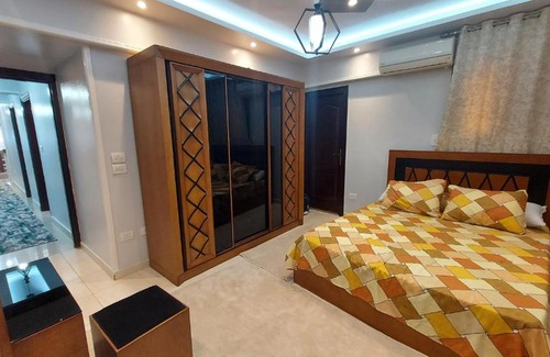 Al-Muntazah Apartment | Seaside Apartment in Miami: Perfect for Family Getaways