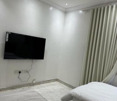 Jeddah Apartment | Cozy Furnished Apartment in Jeddah's Al-Sharifiah District