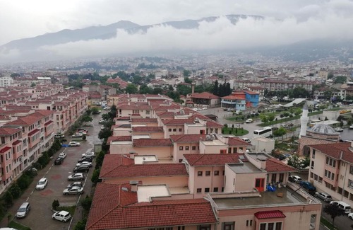Osmangazi Apartment | Cozy Three-Bedroom Apartment with Family-Friendly Amenities