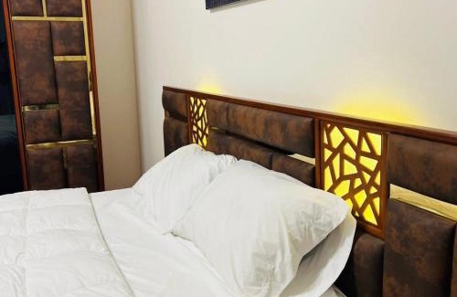 Sheikh Zayed City Apartment | شقة مميزة للايجار المفروش بالشيخ زايد