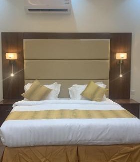 Bisha Hotel | Discover فندق ايوان: Family-Friendly & Accessible Stays