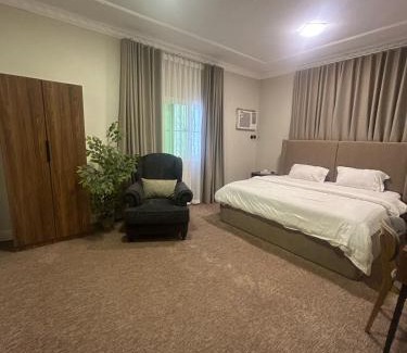Medina Apartment | Cozy شقق الجود: Family-Friendly with Hot Tub Access