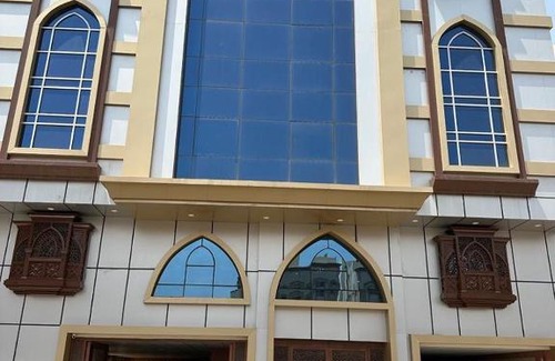 Al Harra Al-Sharqiah Apartment | Luxurious Anam Suites: Family & Pet-Friendly Retreat