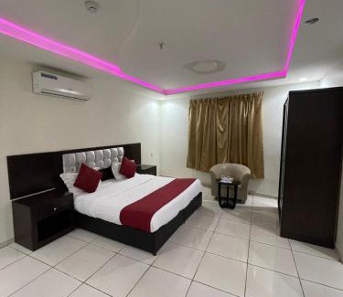 Taif Apartment | Cozy Rawat Al Msaif Hotel Suites with Hot Tub & Pet Friendly