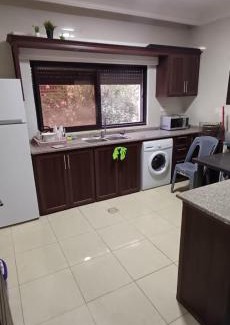 Al Jubeiha Apartment | شقق لافا العائلية الجبيهة