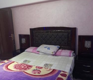 Nasr City Apartment | Stay Near City Stars Mall: Family & Pet-Friendly Comfort