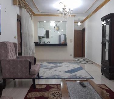 Nasr City Apartment | Stay Near City Stars Mall: Family & Pet-Friendly Comfort