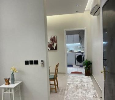 Al Malaz Apartment | Elegant 2-Bedroom Apartment with Family-Friendly Amenities