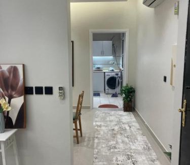 Al Malaz Apartment | Elegant 2-Bedroom Apartment with Family-Friendly Amenities