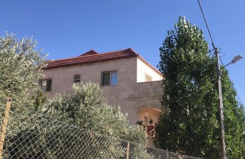 Ajloun Villa | Discover Family-Friendly Escapes at عجلون Ajloun Hotel
