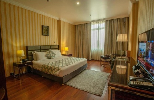 Sanaa House | Cozy Private Room in Shared Apartment - Pet Friendly Stay