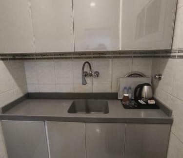 Taif Apartment | Family-Friendly Elegance at المصيف للشقق المخدومة 2