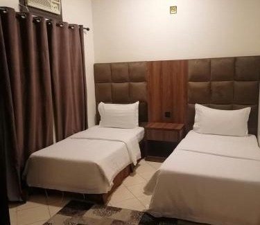 Taif Apartment | Family-Friendly Elegance at المصيف للشقق المخدومة 2