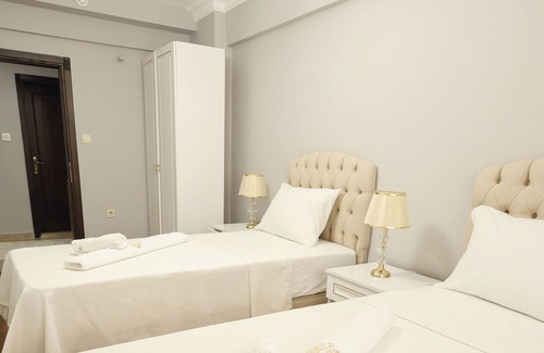 Trabzon Apartment | Relax in Rooms with Captivating City and Sea Views