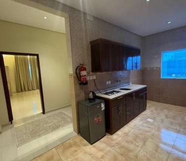 Khamis Mushait Apartment | Discover ارض الربيع: Family-Friendly Oasis Rated 10/10