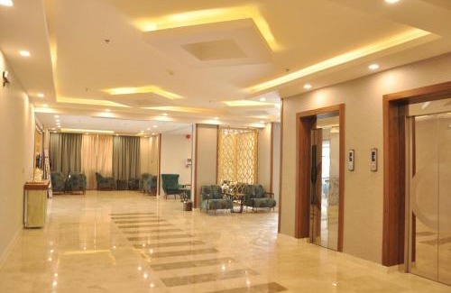 Almajaridah Hotel | Discover فندق ارض العسل بوتيك: 4-Star Haven with Pool