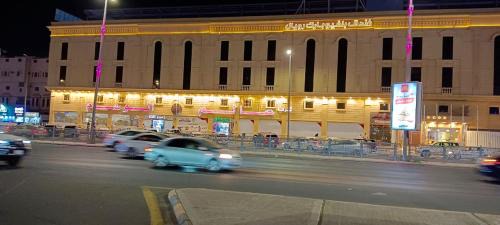 Taif Hotel | Experience Bellevue Park Royal Hotel with Pool & Dining
