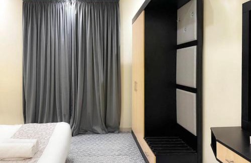 Al Hamra Apartment | Family-Friendly Taj Al Hamra Hotel Suites with Great Reviews