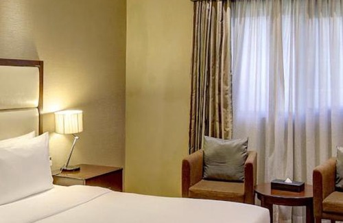 Ajman Hotel | Experience فندق رمادا: Pet-Friendly with Ocean Views