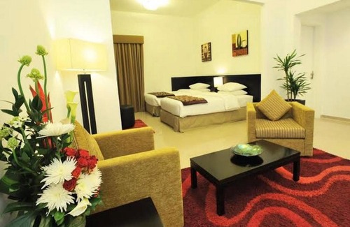 Ajman Hotel | Experience فندق رمادا: Pet-Friendly with Ocean Views