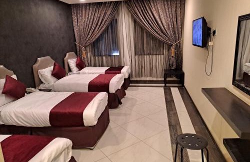 Al Aziziyah Hotel | Discover Comfort at فندق روائح المسك٣ - Pet Friendly Stay