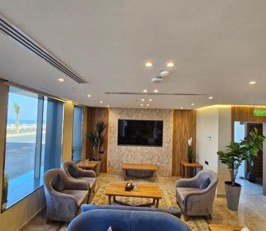Umluj Hotel | Seagull Hotel: Oceanfront Bliss with Top Guest Ratings