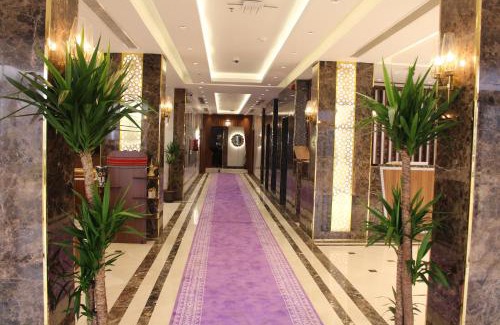 Jizan Hotel | Oceanfront Vandal Hotel: Guest Rated 9/10 with Pool Access