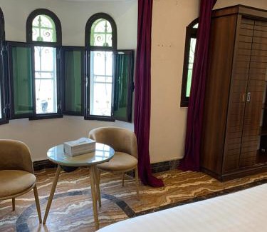Jizan Hotel | Discover فندق فيفاء: Family-Friendly with Great Amenities