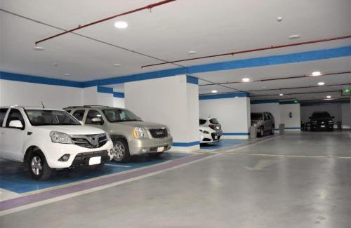 Al Aziziyah Hotel | Explore Haila Ann Hotel: Pet Friendly with Breakfast Included