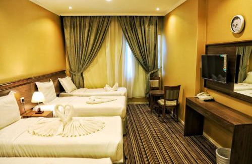 Jomaiza Hotel | Welcoming Wahat Al Msk Hotel: Breakfast & Family-Friendly Stay