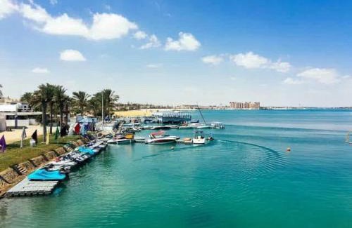 Marina El Alamein Villa | Pet-Friendly Villa by the Lake in Marina 5G2