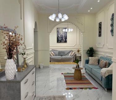 Salalah Apartment | Villa Almazar: Family-Friendly Retreat with Breakfast Included