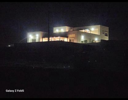 Dhofar Governorate Villa | Family-Friendly Getaway at فيلا رابية جرثنوت