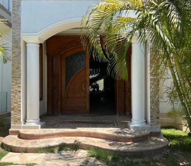 Mobarak City Villa | Explore Villa Qasr Al-Hana in King Mariout