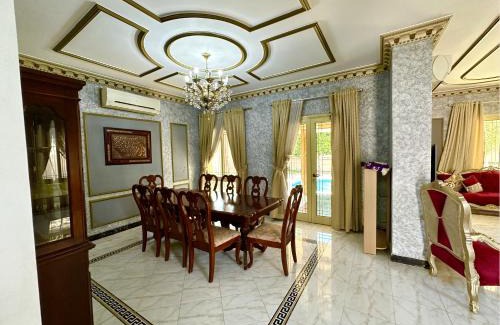 Sheikh Zayed City Villa | Royal City Villa in Sheikh Zayed: A 10/10 Stay Awaits