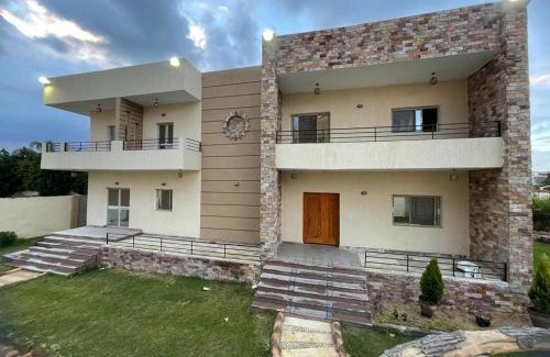 Wadi El Natrun Villa | Cozy Villa Near Sphinx Airport with Pool & Pet-Friendly Access