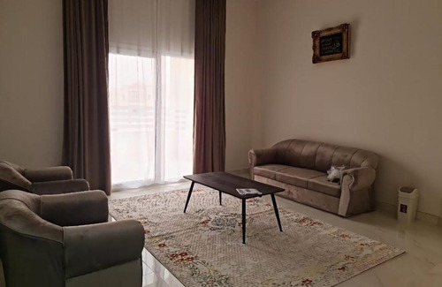 Salalah Apartment | Family-Friendly 4-Star Villas in عوقد for Your Getaway