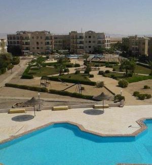 Shurtah al-Dakhlah Apartment | قرية كويس بيتش رأس سدر