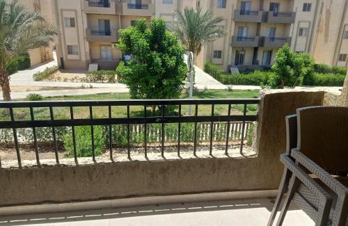 Shurtah al-Dakhlah Apartment | قريه تافيرا بيتش راس سدر