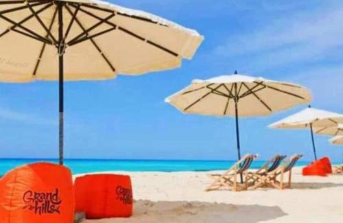 Borg el Arab Apartment | Discover قريه جراند هليز: Ideal for Families with Pets