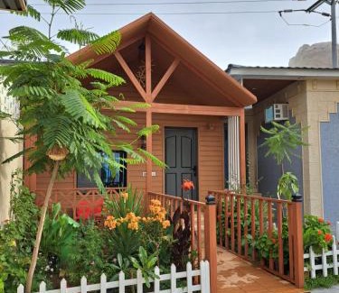 Tanomah Ski Chalet | Enchanting تنومه Cabin: Rated 9.9 with Family-Friendly Amenities