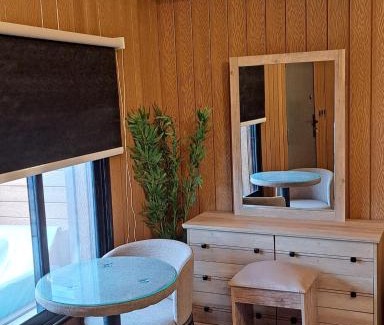 Tanomah Ski Chalet | Enchanting تنومه Cabin: Rated 9.9 with Family-Friendly Amenities
