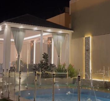 Khamis Mushait Resort | Discover Comfort at لي بارك - Pet Friendly with Pool & Hot Tub