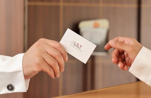 Al Hofuf Apartment | Eco-Friendly Stays at Lily Hotel Suite Hofuf - 4 Star Comfort