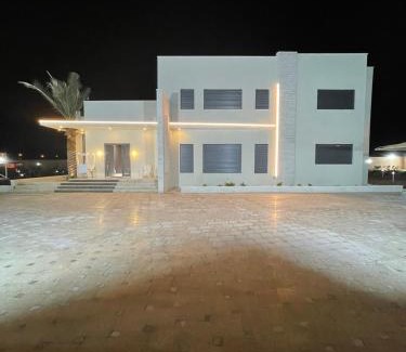 Wadi Rum Villa | Relaxing Stay at الريان Farm & Villa, Wadi Rum - 9/10 Rated